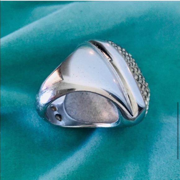 Swarovski Kinasha Crystal and Silver Ring - Picture 4 of 6